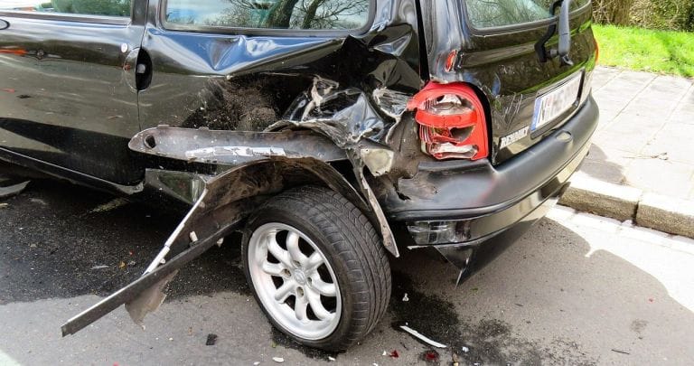 Accident Auto Ușor: Ghid Constatare Amiabilă Aprilie 2026