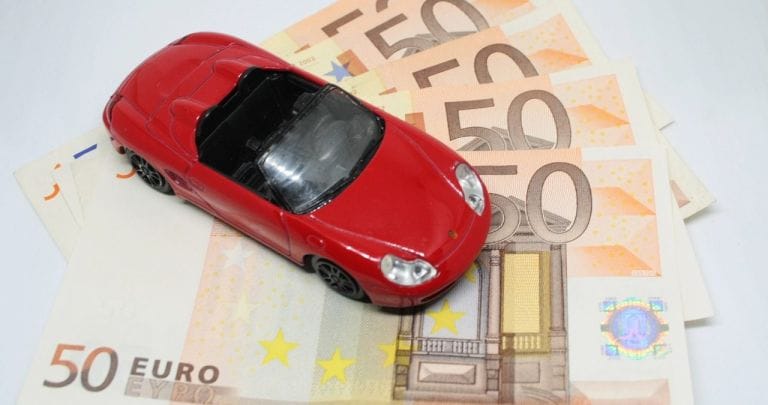 Cum Calculezi și Alegi Cea Mai Bună Asigurare RCA în Mai 2026