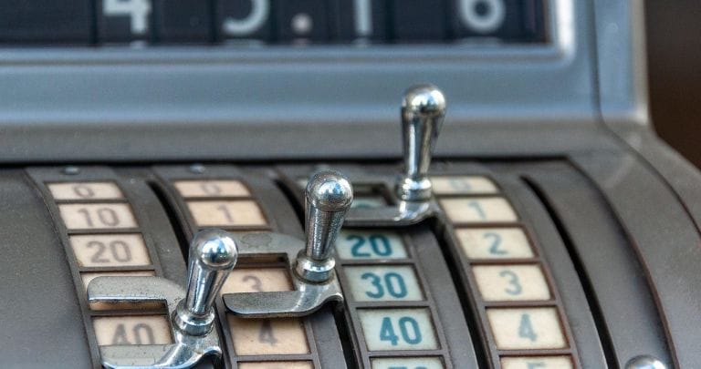 Ghid E-Factura 2026: Utilizare Simplificată pentru Antreprenori